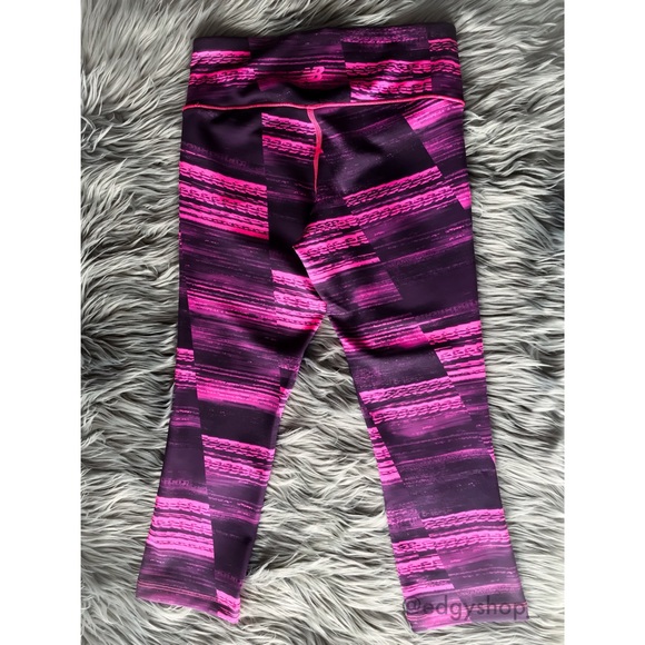 New Balance | All Over Print Capri - Picture 4 of 5